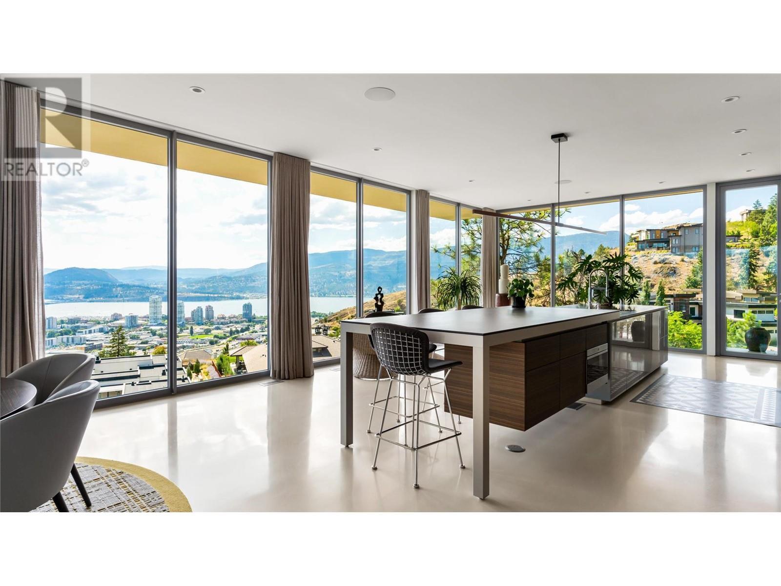 764 Rockcliffe Place. Kelowna, British Columbia