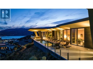 764 Rockcliffe Place. Kelowna, British Columbia