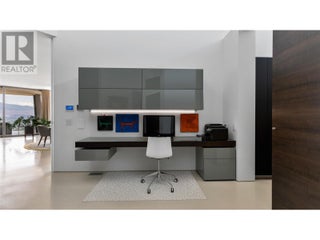 764 Rockcliffe Place. Kelowna, British Columbia