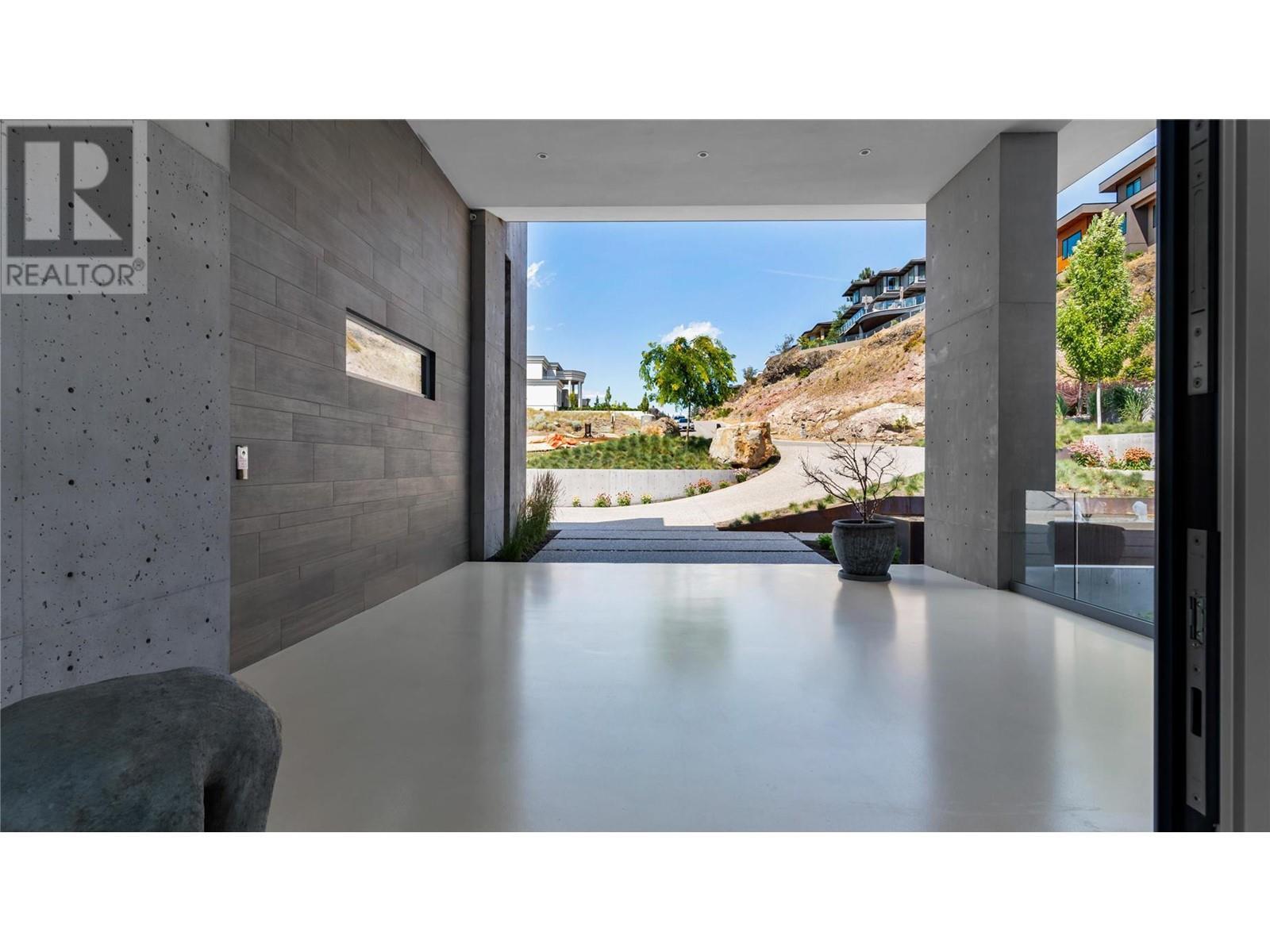 764 Rockcliffe Place. Kelowna, British Columbia