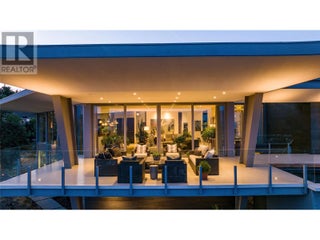 764 Rockcliffe Place. Kelowna, British Columbia