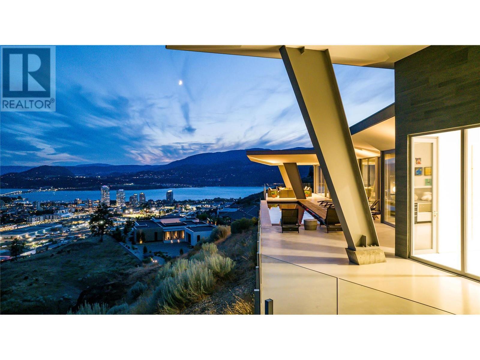 764 Rockcliffe Place. Kelowna, British Columbia
