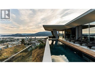 764 Rockcliffe Place. Kelowna, British Columbia