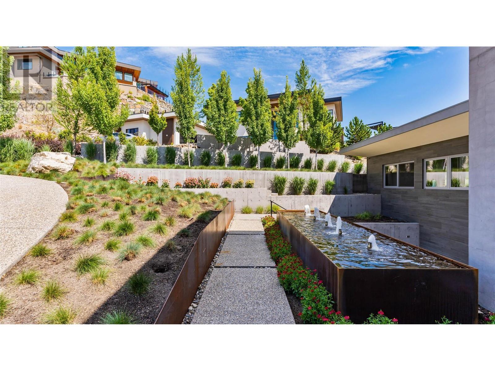 764 Rockcliffe Place. Kelowna, British Columbia