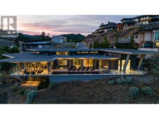 764 Rockcliffe Place. Kelowna, British Columbia