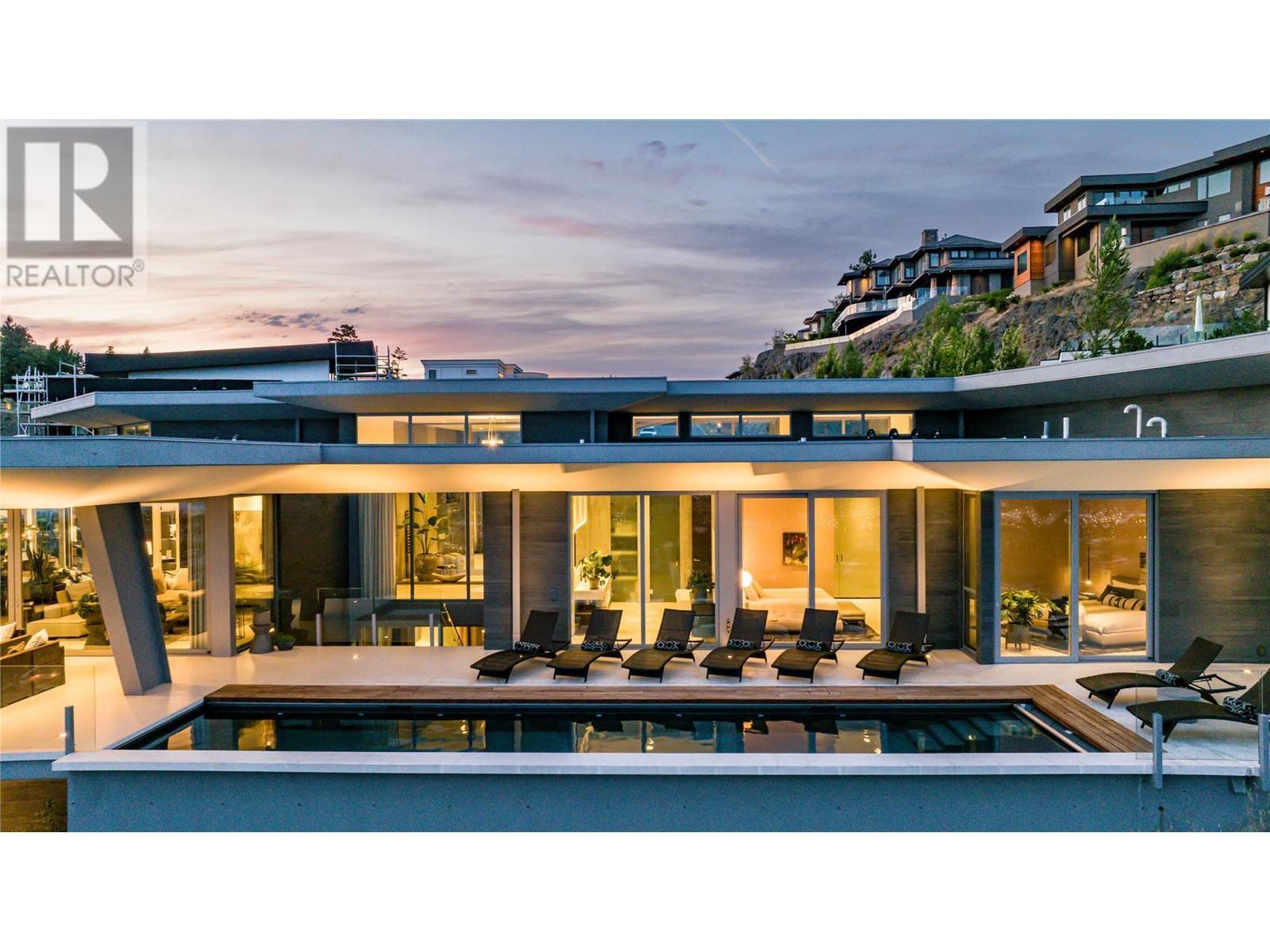 764 Rockcliffe Place. Kelowna, British Columbia