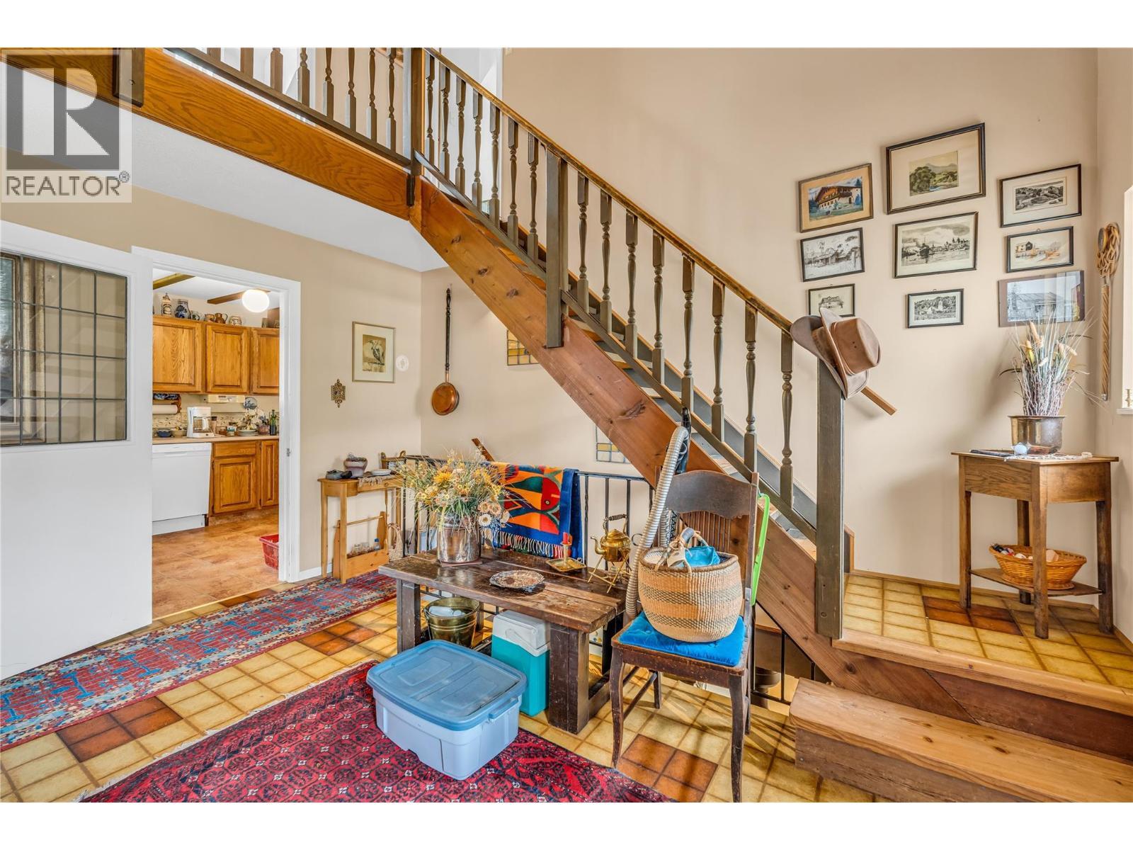 4206 Monro Avenue. Summerland, British Columbia