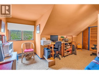 4206 Monro Avenue. Summerland, British Columbia