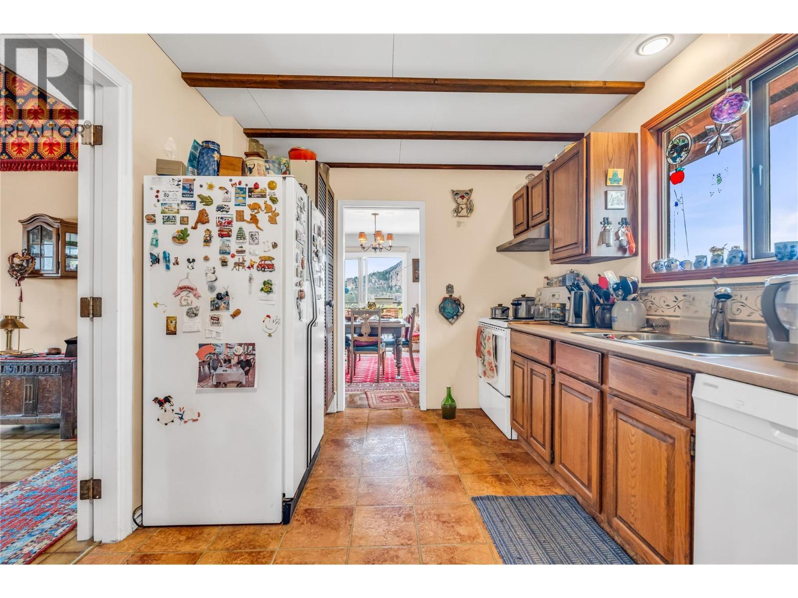 4206 Monro Avenue. Summerland, British Columbia