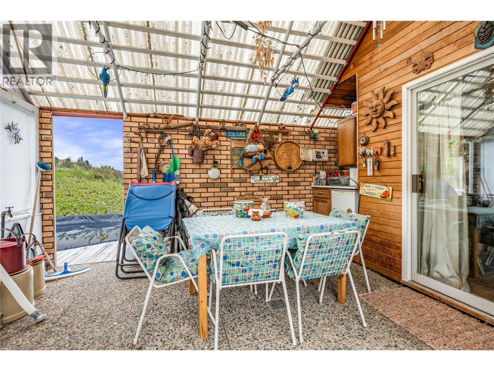 4206 Monro Avenue. Summerland, British Columbia