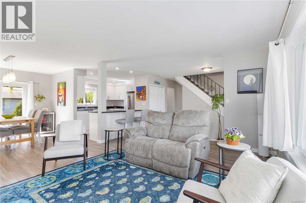 2255 Henry Avenue, Sidney