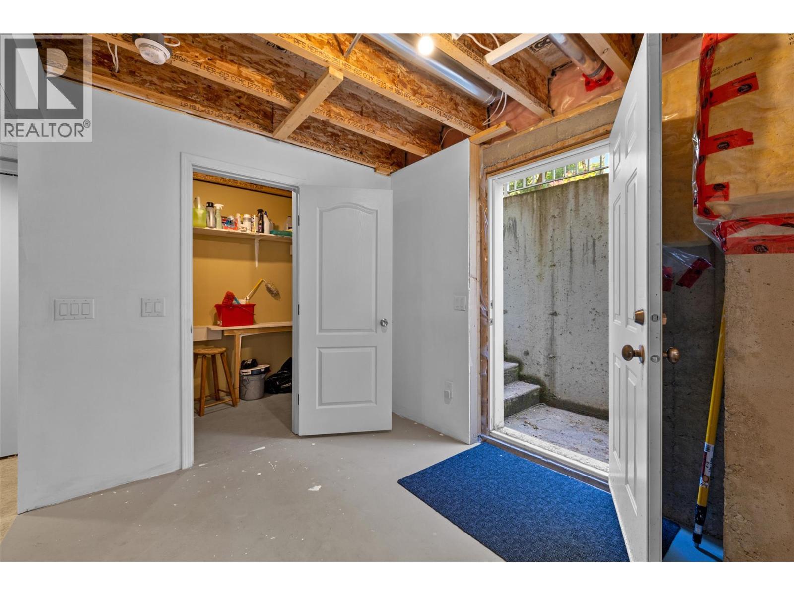 1474 Rose Meadow Drive. West Kelowna, British Columbia