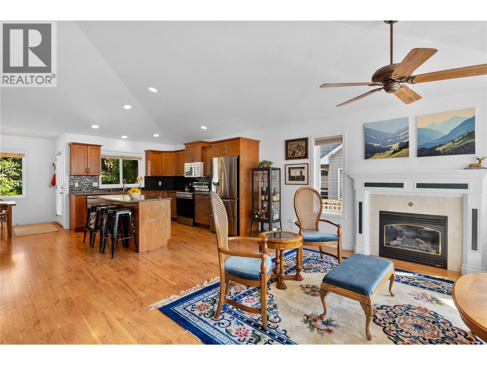 1474 Rose Meadow Drive. West Kelowna, British Columbia