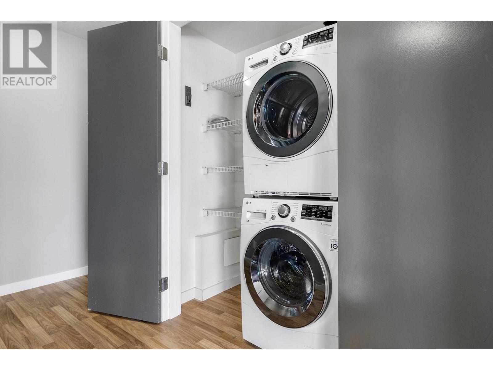 1550 Dickson Avenue Unit# 222. Kelowna, British Columbia