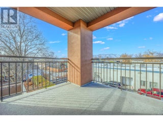 1550 Dickson Avenue Unit# 222. Kelowna, British Columbia