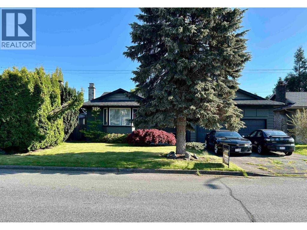 7560 Waterton Drive, Richmond