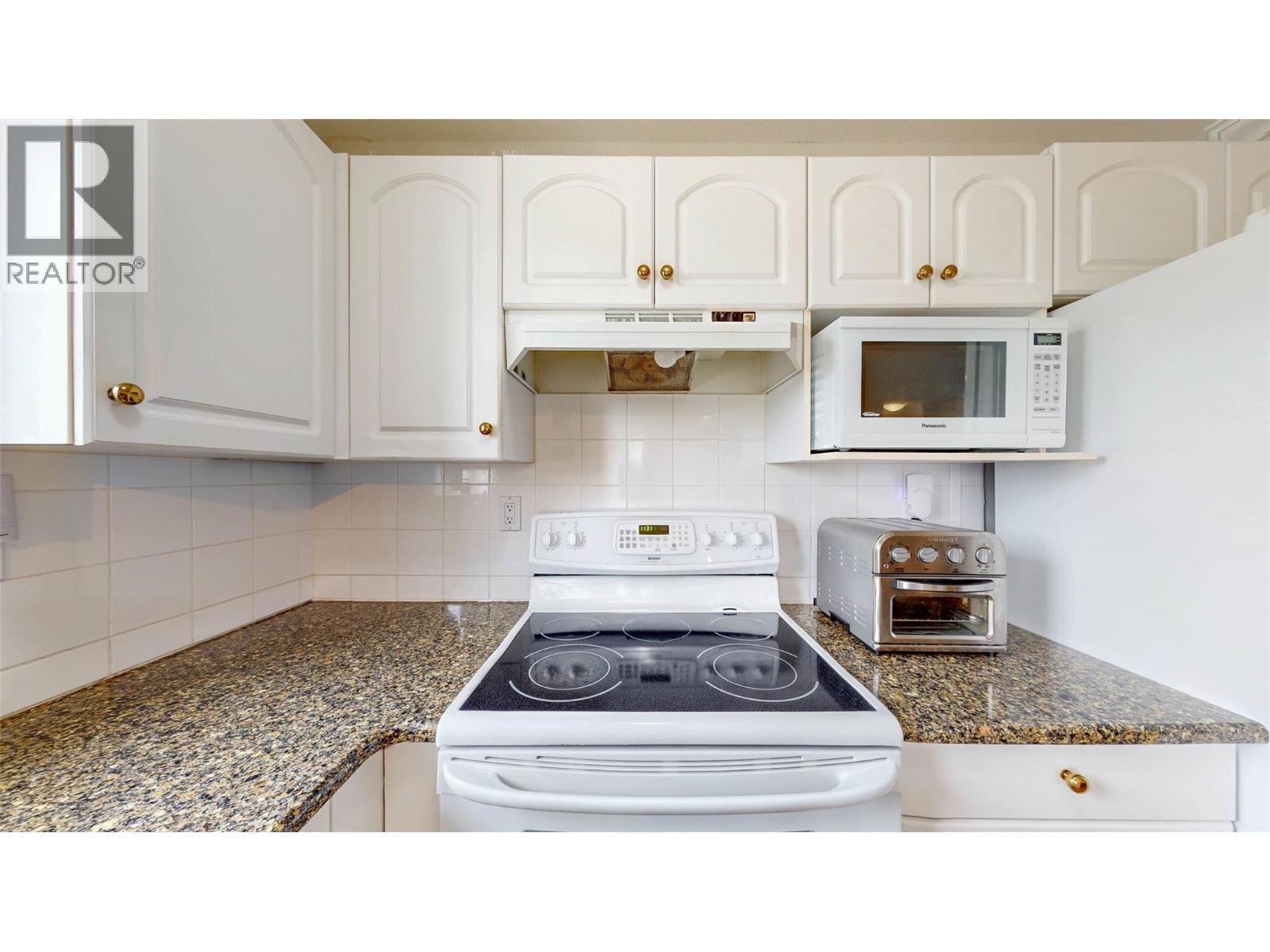 6805 Cottonwood Drive Unit# 206. Osoyoos, British Columbia