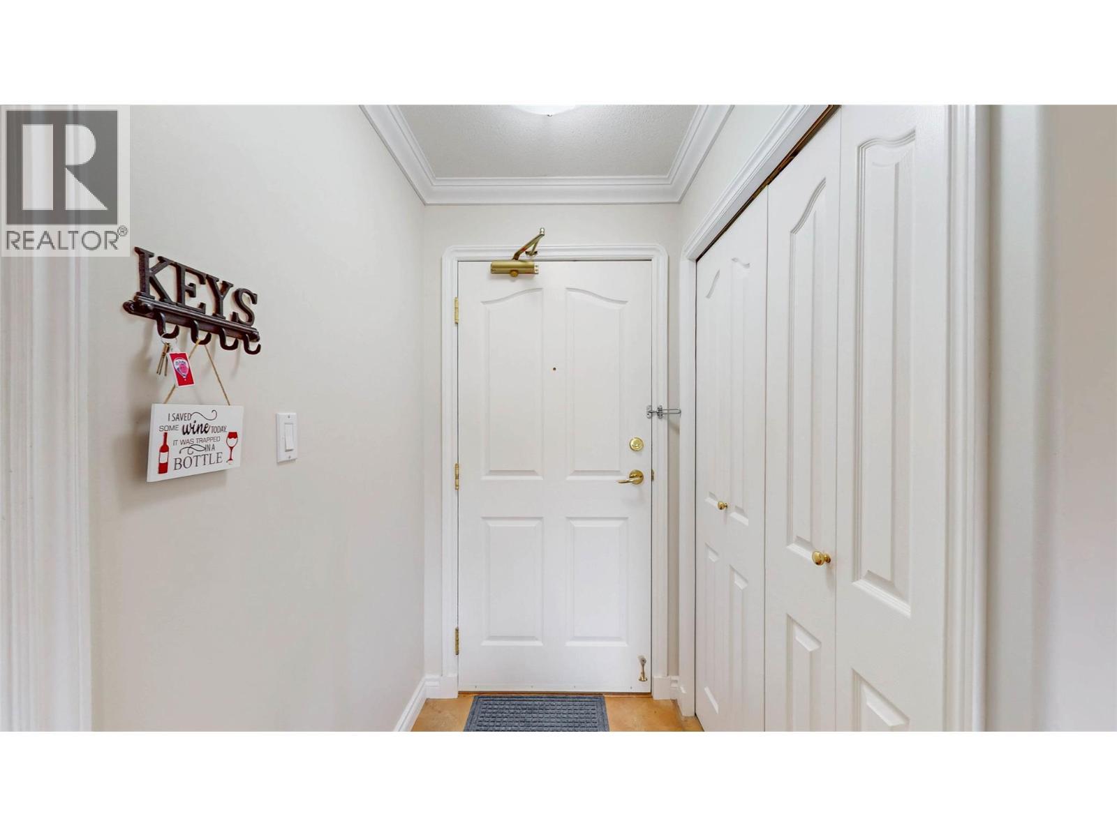 6805 Cottonwood Drive Unit# 206. Osoyoos, British Columbia