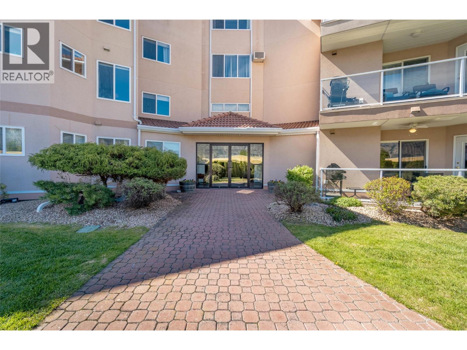 6805 Cottonwood Drive Unit# 206. Osoyoos, British Columbia