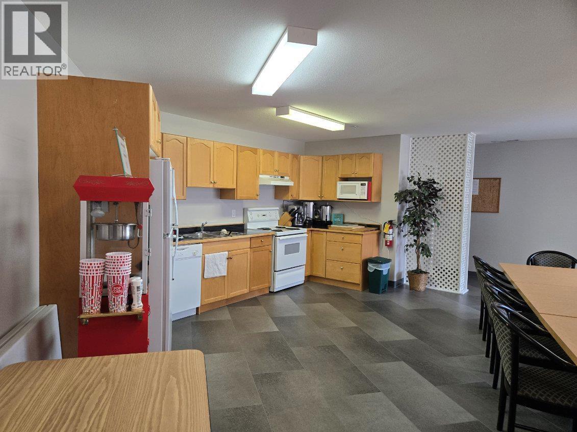 6805 Cottonwood Drive Unit# 206. Osoyoos, British Columbia
