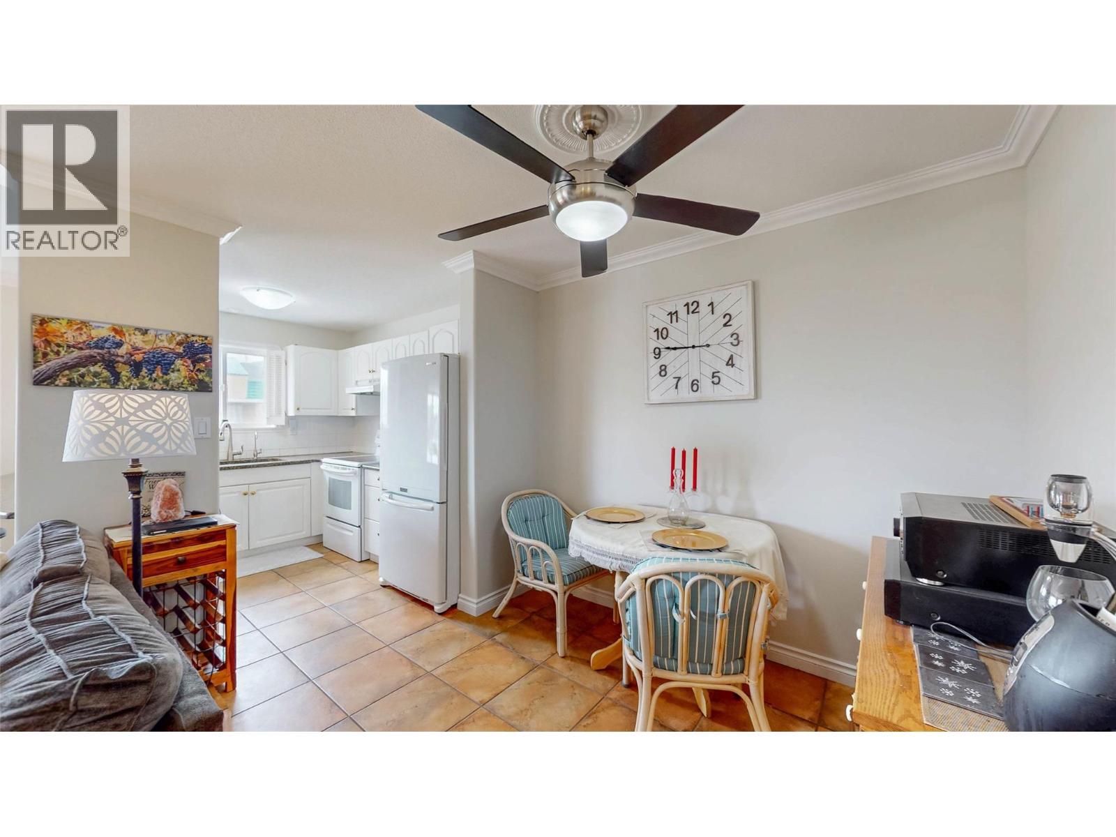 6805 Cottonwood Drive Unit# 206. Osoyoos, British Columbia