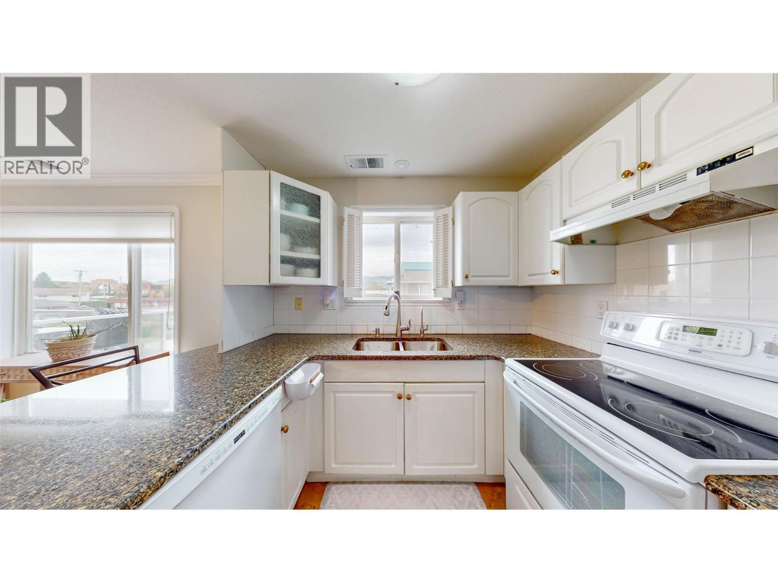 6805 Cottonwood Drive Unit# 206. Osoyoos, British Columbia