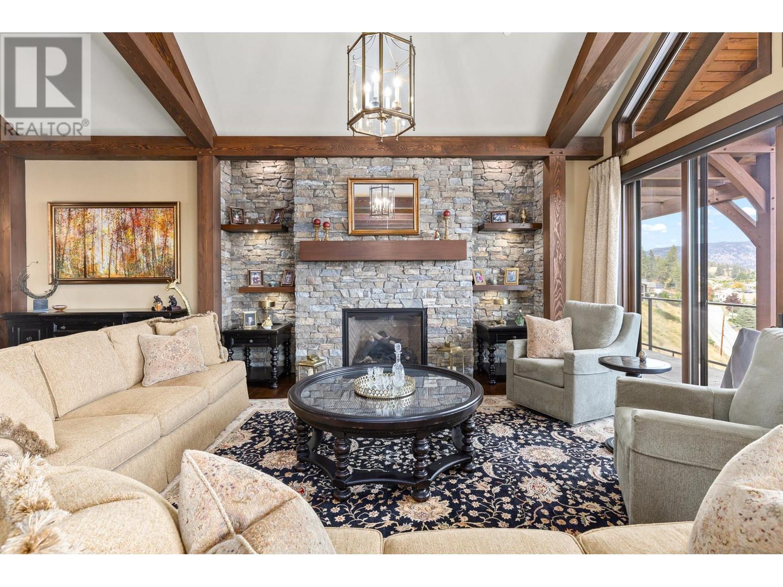 6166 Seymoure Avenue. Peachland, British Columbia