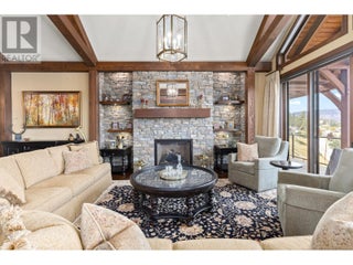 6166 Seymoure Avenue. Peachland, British Columbia