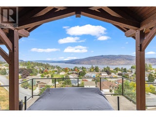 6166 Seymoure Avenue. Peachland, British Columbia