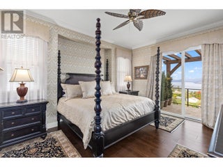 6166 Seymoure Avenue. Peachland, British Columbia