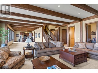 6166 Seymoure Avenue. Peachland, British Columbia