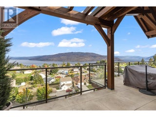 6166 Seymoure Avenue. Peachland, British Columbia