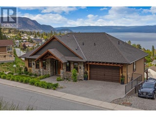 6166 Seymoure Avenue. Peachland, British Columbia