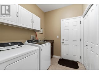 2743 Golf Course Drive. Blind Bay, British Columbia