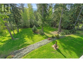 2743 Golf Course Drive. Blind Bay, British Columbia