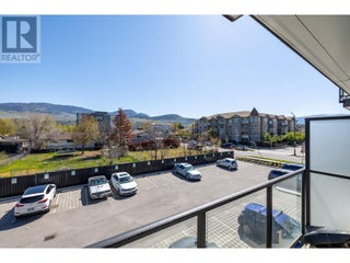 345 Dougall Road N Unit# 220. Kelowna, British Columbia