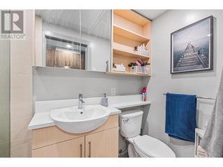 345 Dougall Road N Unit# 220. Kelowna, British Columbia