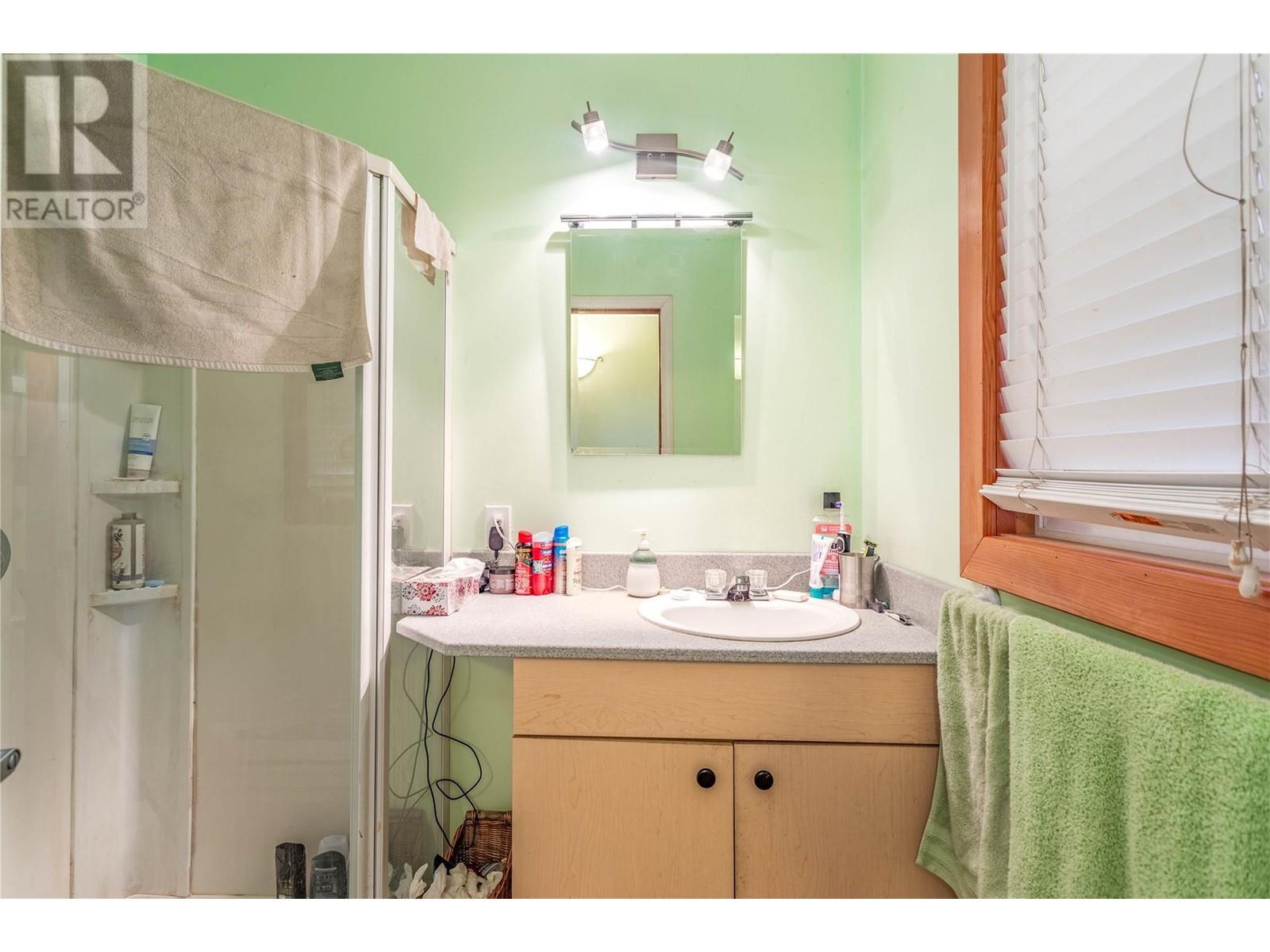 15370 Old Mission Road. Lake Country, British Columbia