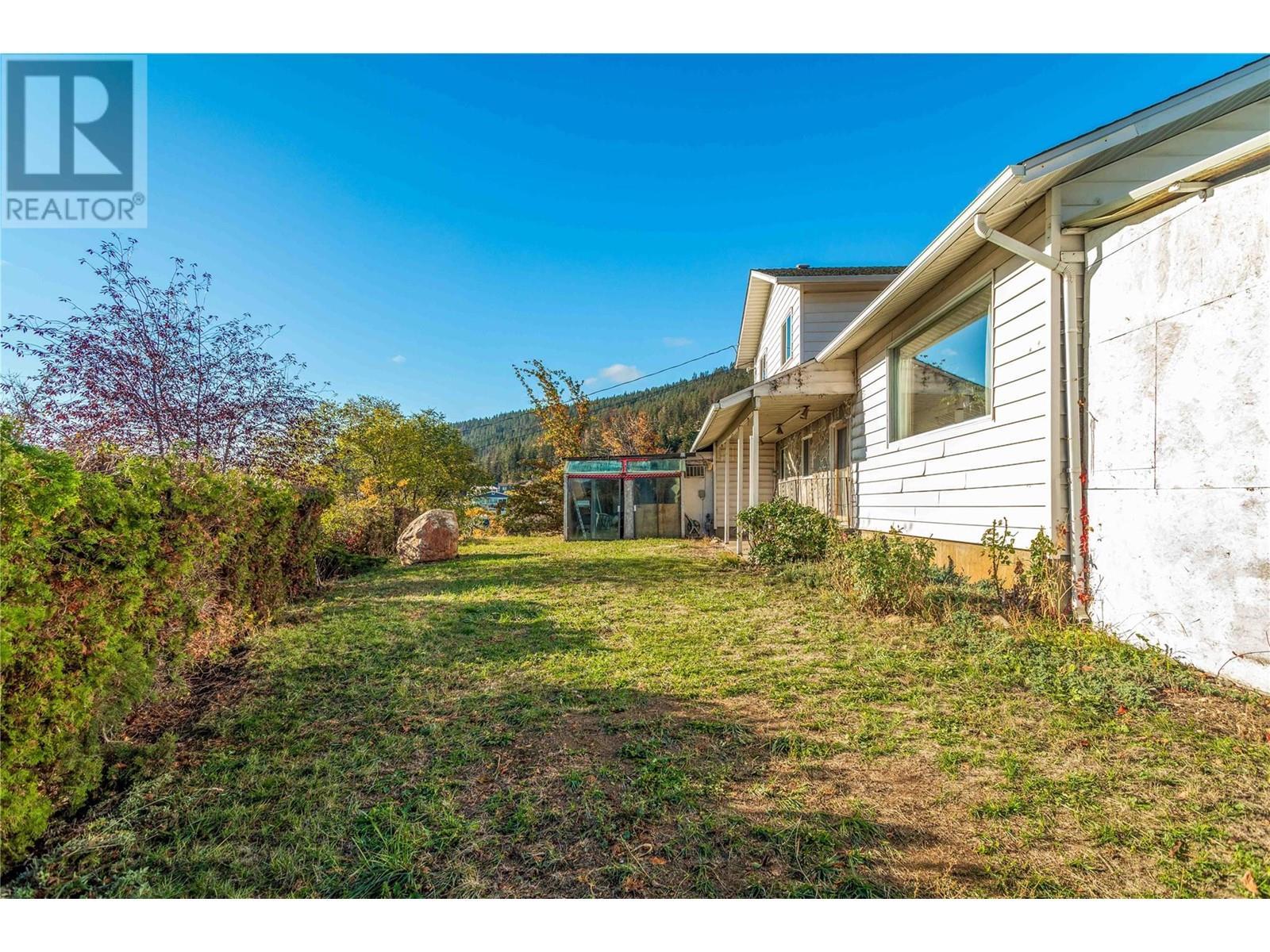 15370 Old Mission Road. Lake Country, British Columbia