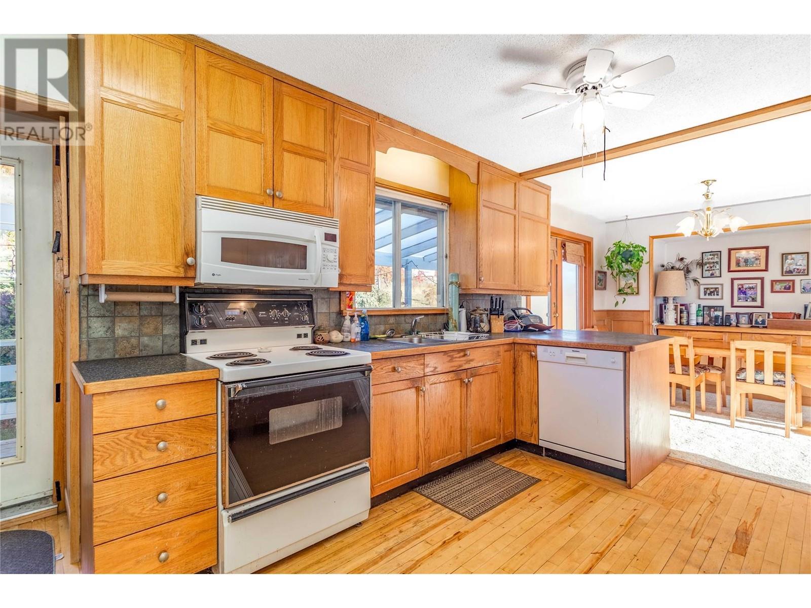 15370 Old Mission Road. Lake Country, British Columbia