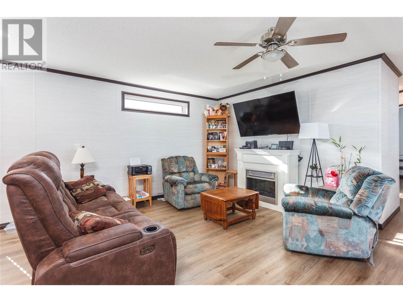 67 Antoine Road Unit# 111. Vernon, British Columbia