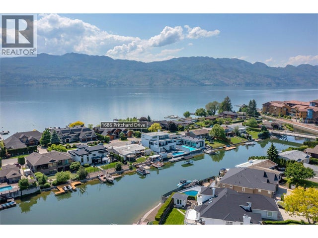 1686 Pritchard Drive, West Kelowna