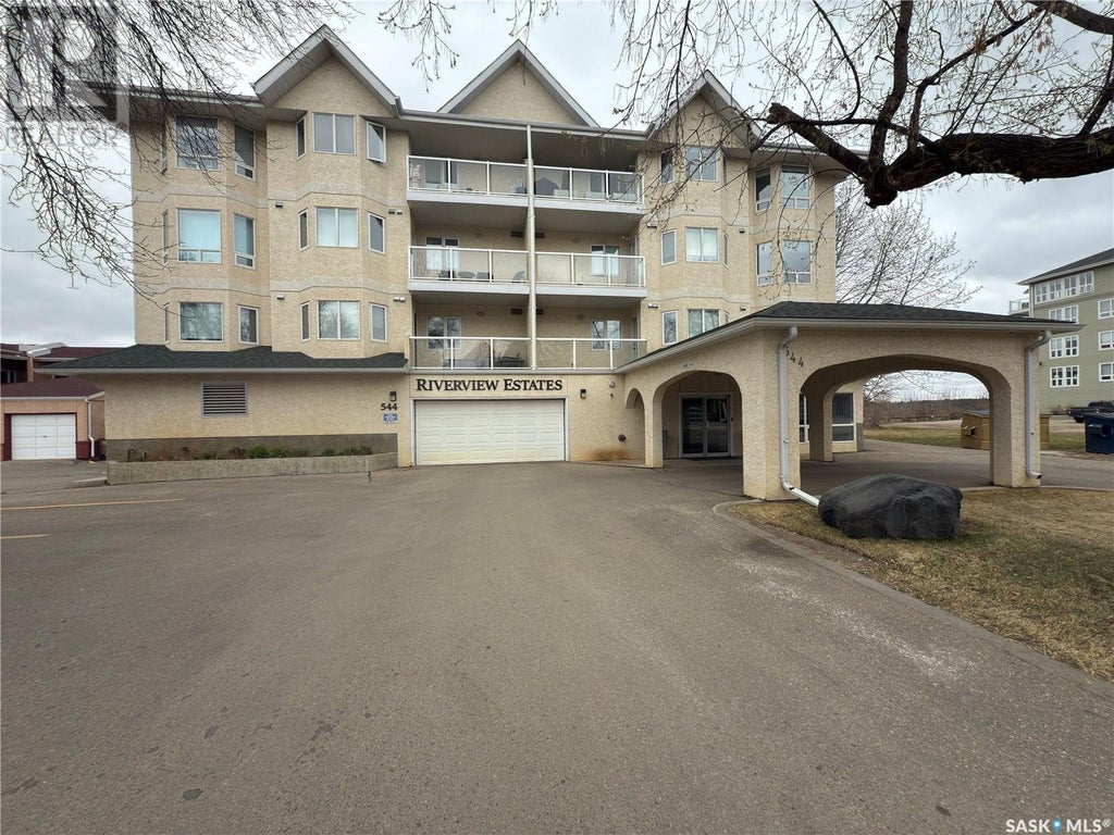 204 544 River Street E, Prince Albert