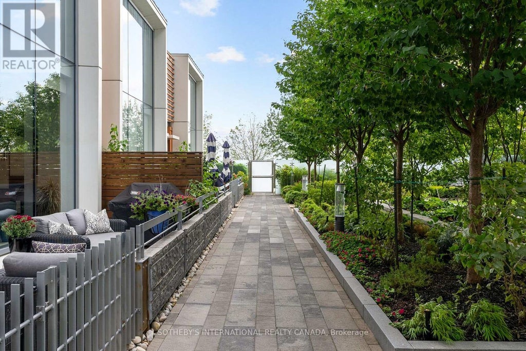 Th 115 - 29 Queens Quay E, Toronto (waterfront Communities)