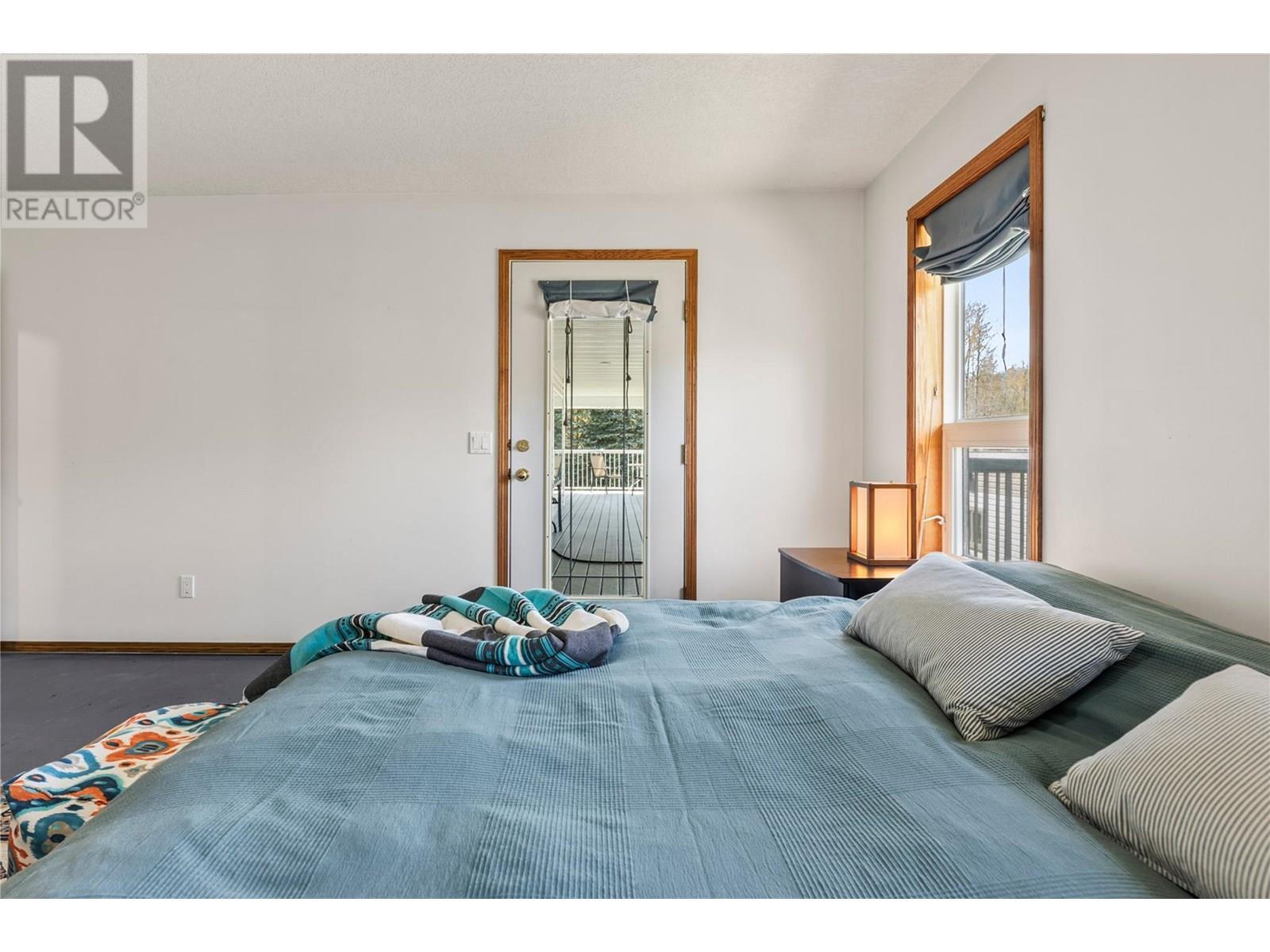 2201 50th Street. Salmon Arm, British Columbia