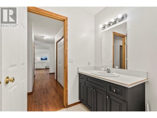 2201 50th Street. Salmon Arm, British Columbia