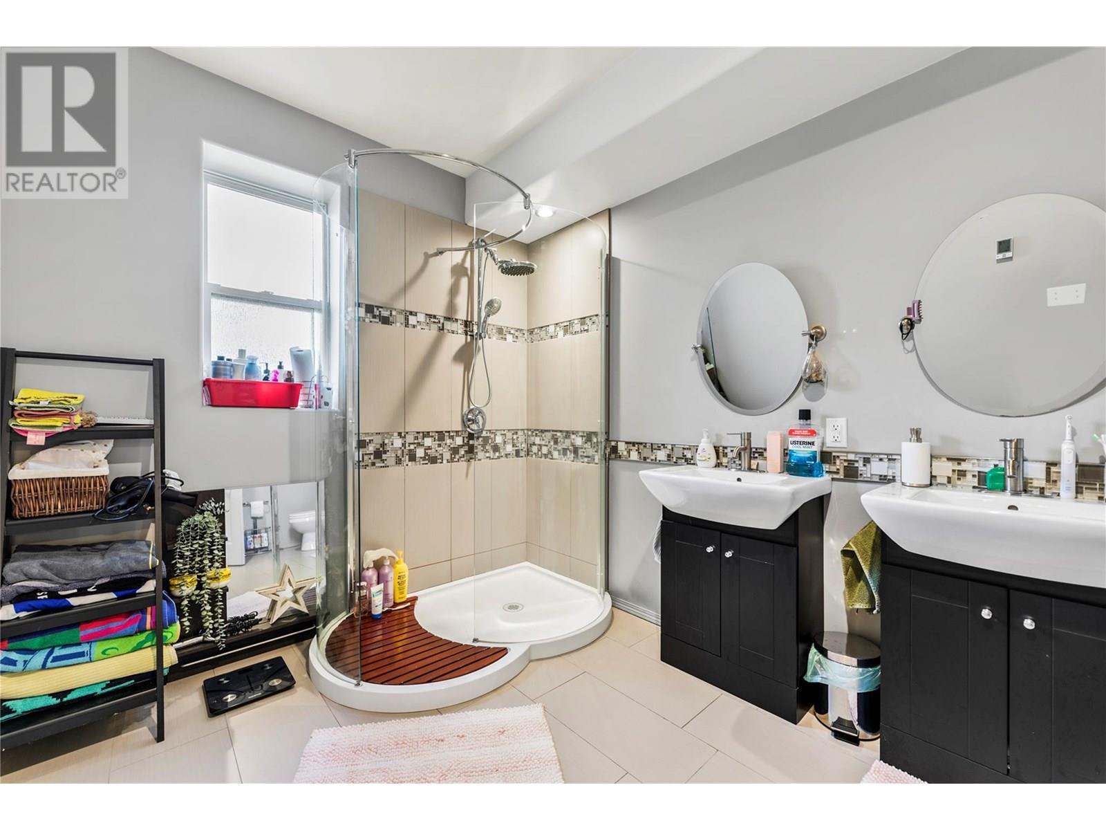 2201 50th Street. Salmon Arm, British Columbia