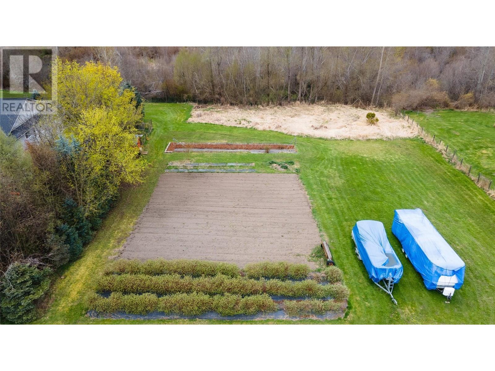 2201 50th Street. Salmon Arm, British Columbia