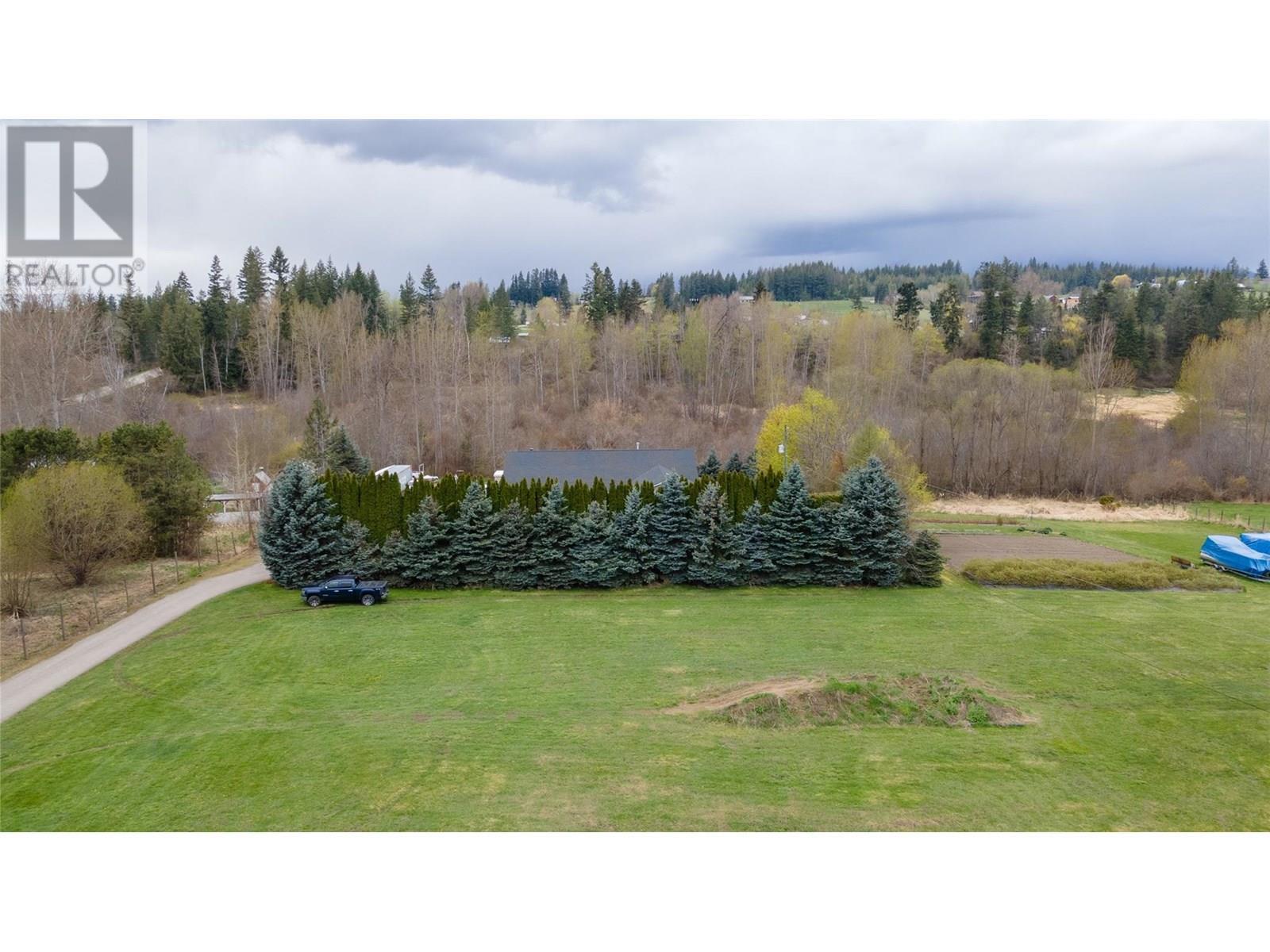 2201 50th Street. Salmon Arm, British Columbia