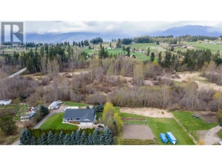 2201 50th Street. Salmon Arm, British Columbia